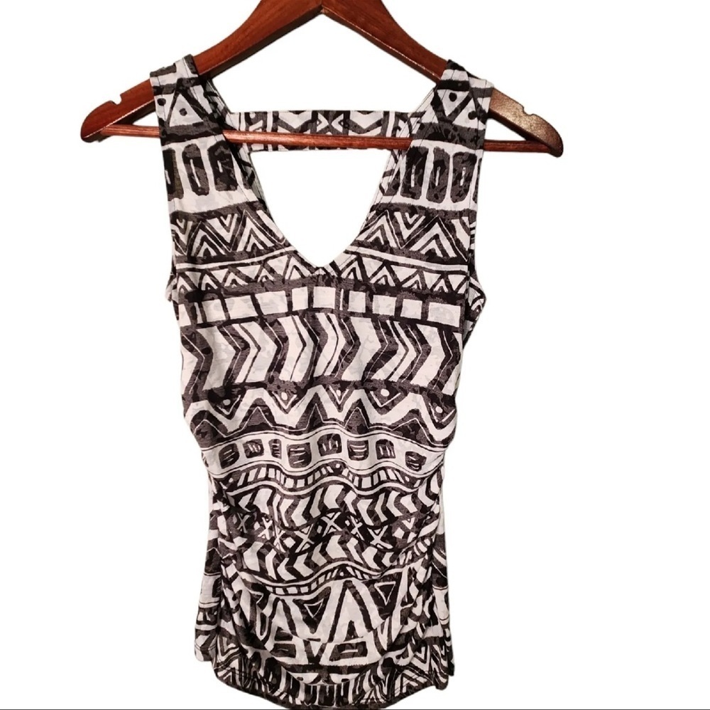INC International Concepts Tribal
Ruched Black & White Top